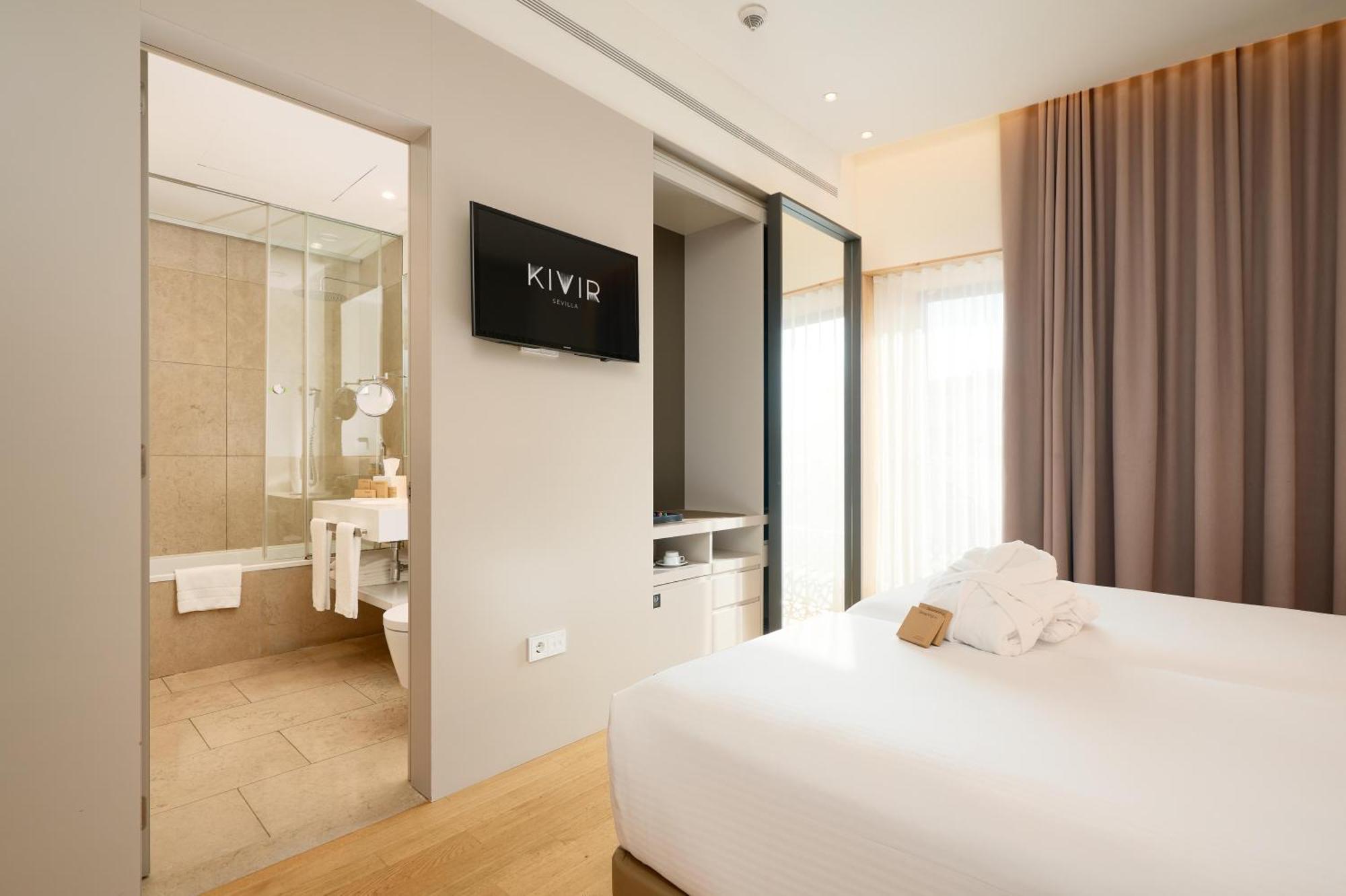 Hotel Kivir Seville Exterior photo